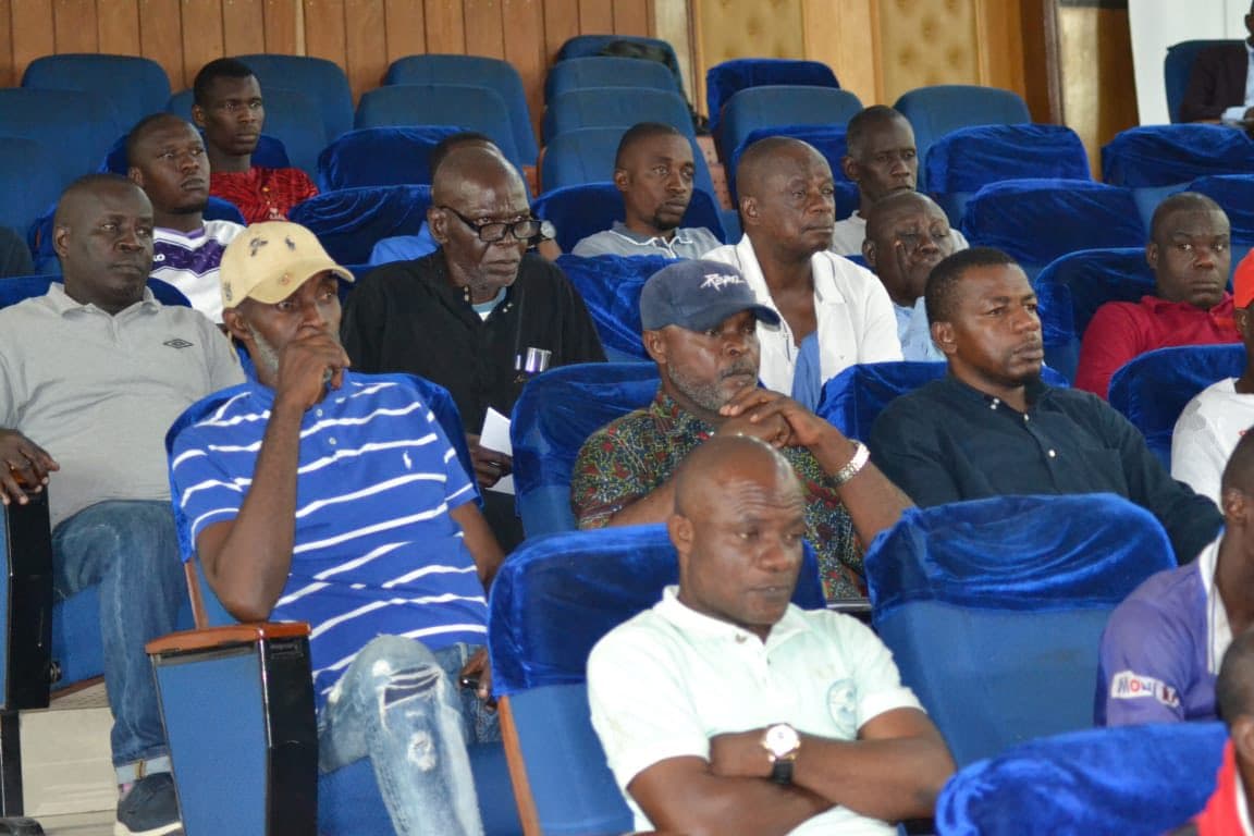 Assemblée générale des supporters à la préfecture de Brazzaville